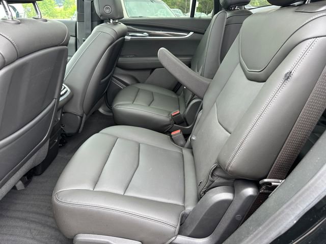 Used 2024 Cadillac XT6 Sport w/ Technology Package image 18