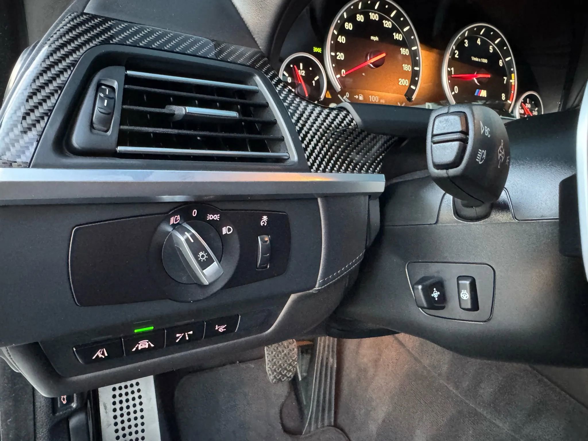 Used 2014 BMW M6 Coupe image 35