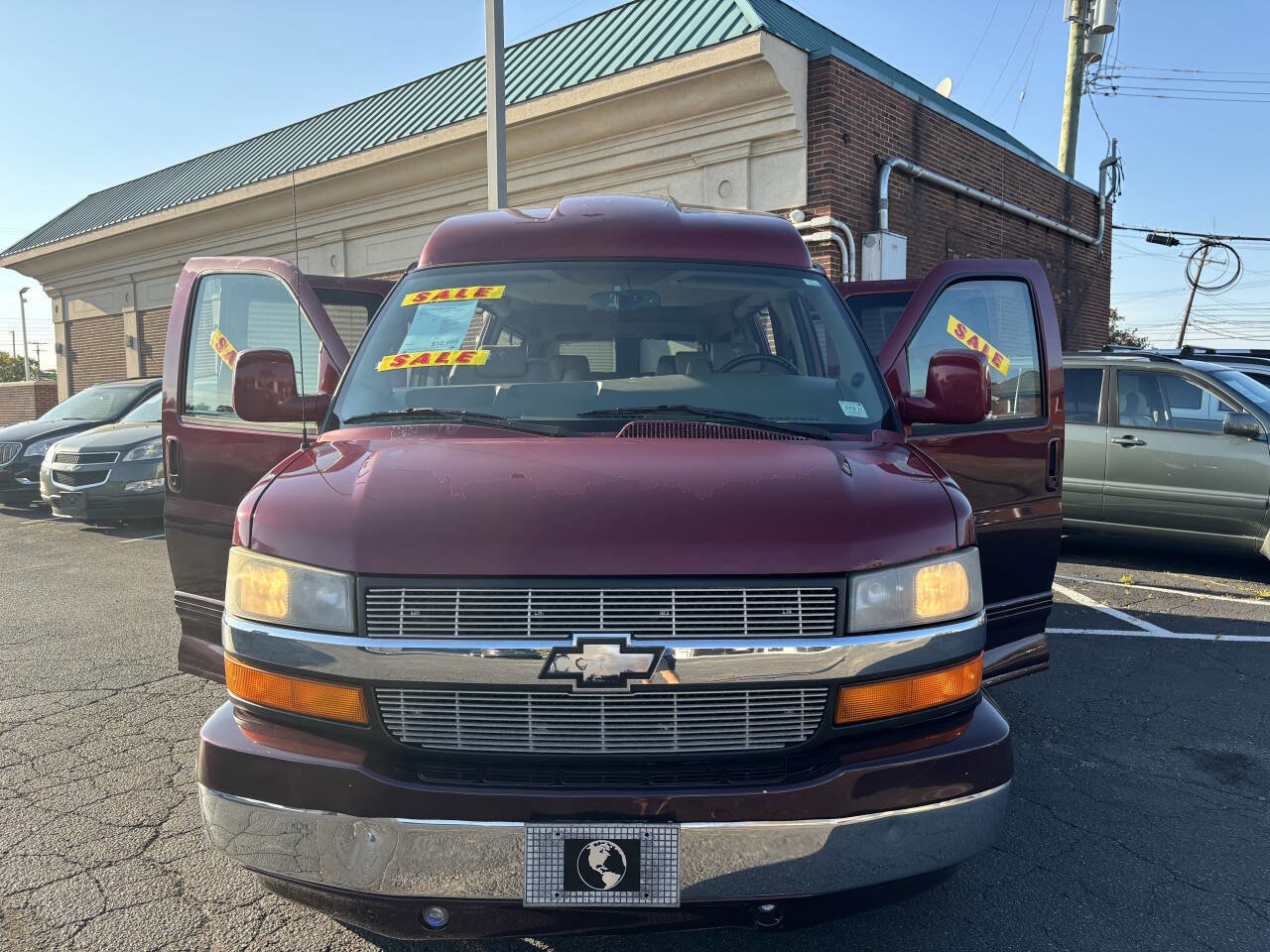 Used 2007 Chevrolet Express 1500 AWD w/ Preferred Equipment Group image 5