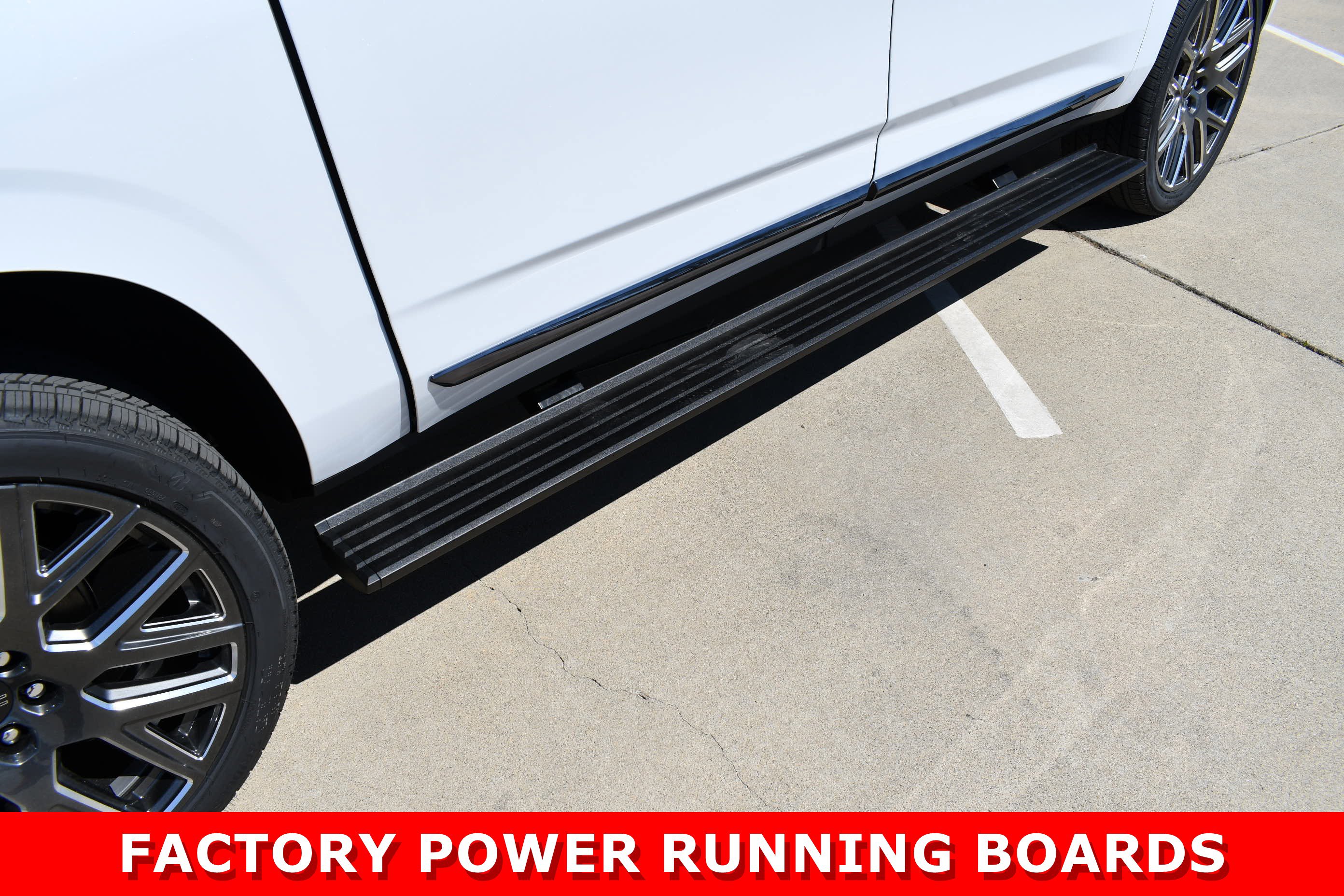 New 2026 GMC Yukon XL Denali Ultimate w/ LPO, Floor Liner Package image 11