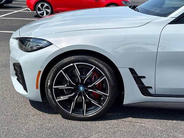 Used 2023 BMW i4 eDrive40 w/ M Sport Package RWD image 7