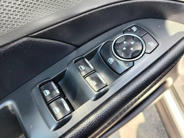 Certified 2017 Ford Explorer XLT w/ Equipment Group 202A AWD/4WD image 17