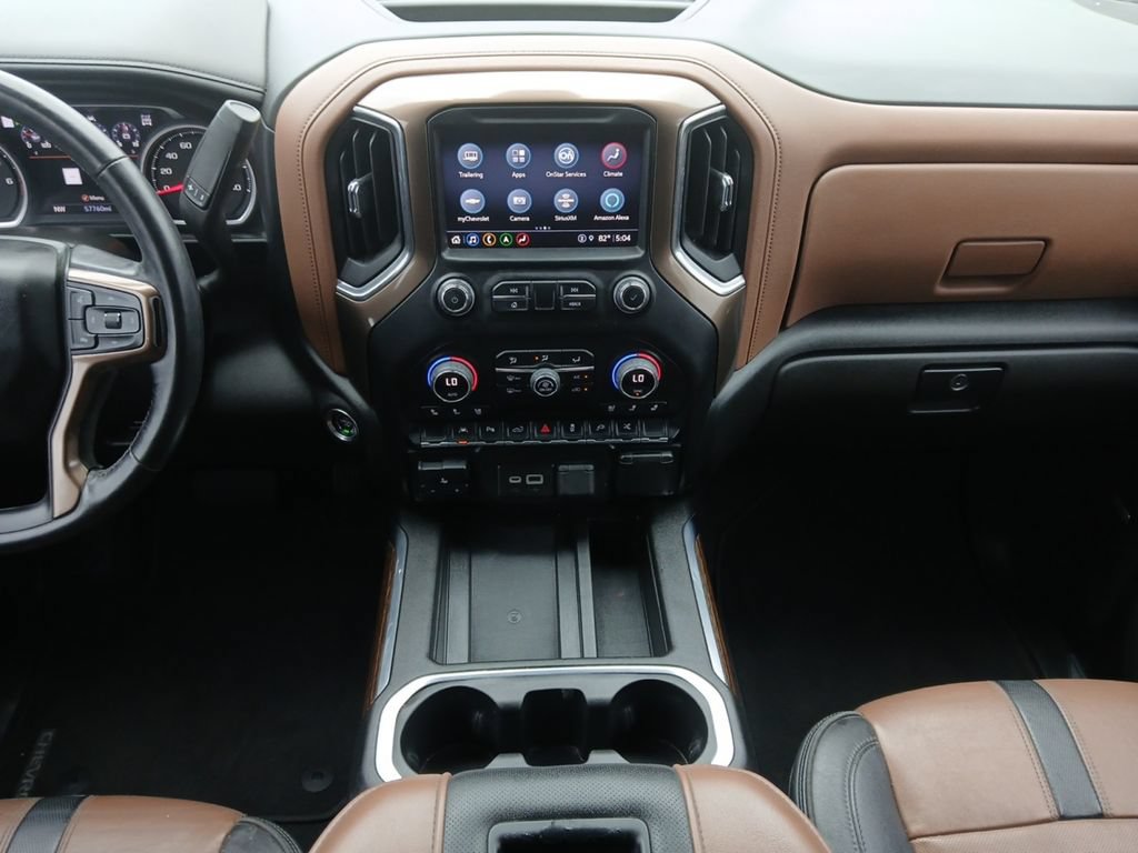 Used 2022 Chevrolet Silverado 1500 High Country w/ Technology Package AWD/4WD image 3