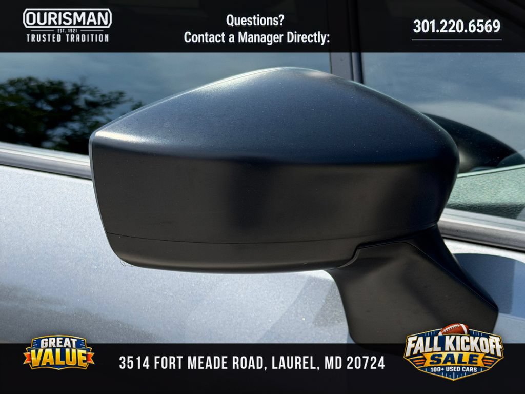 Used 2025 Nissan Versa S w/ Trunk Package FWD image 8