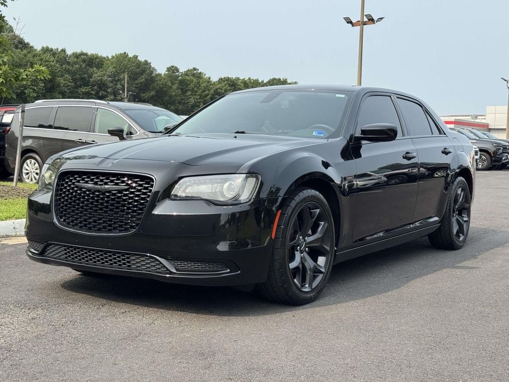 Used 2021 Chrysler 300 Touring w/ Sport Appearance Package RWD image 24