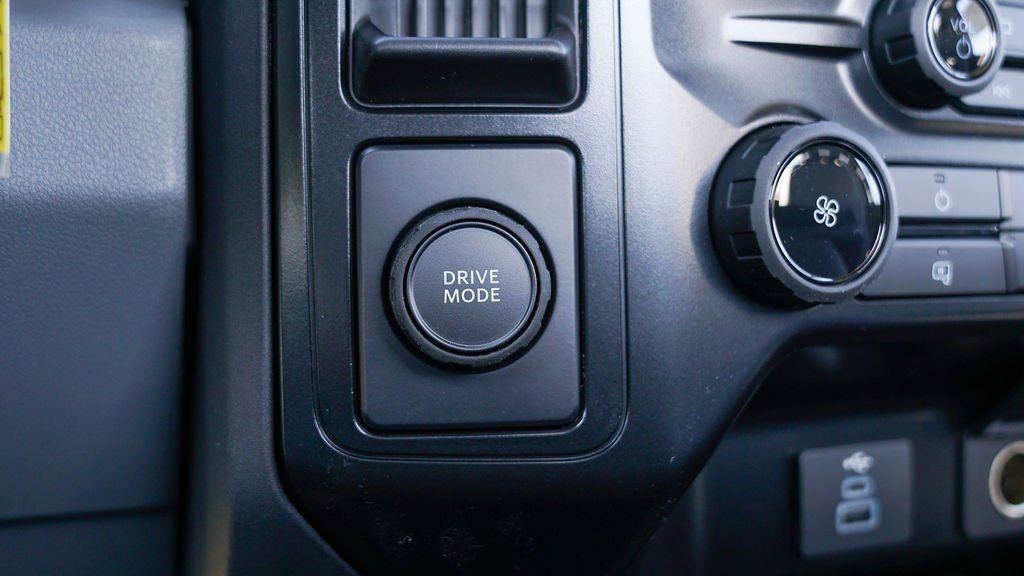 New 2025 Ford F250 XL w/ 360-Degree Camera Package image 22