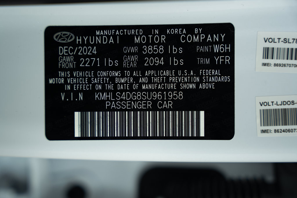 Certified 2025 Hyundai Elantra SEL FWD image 39