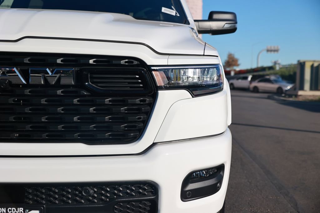 New 2026 RAM 1500 4x4 Crew Cab image 5