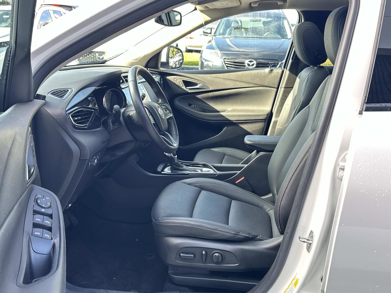 Used 2023 Buick Encore GX Essence w/ Experience Buick Package image 19