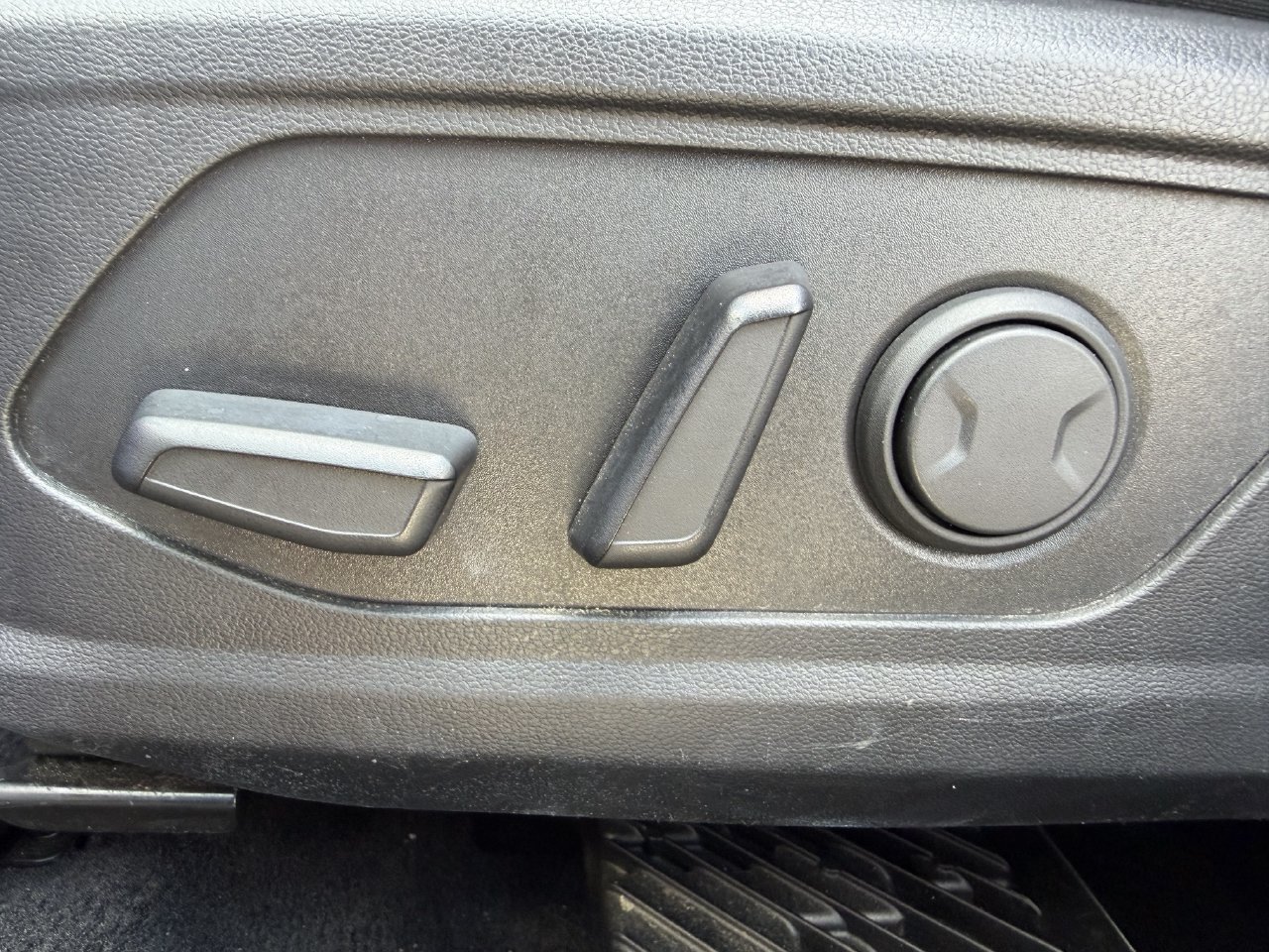 Used 2024 Hyundai Tucson Limited AWD/4WD image 25