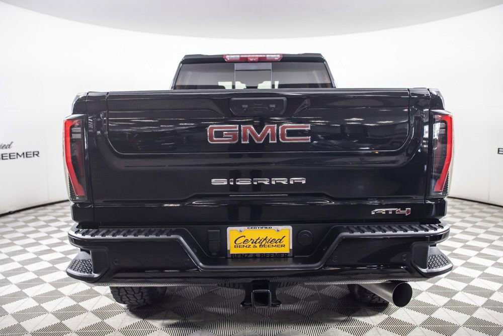Used 2024 GMC Sierra 2500 AT4 w/ AT4 Premium Plus Package AWD/4WD image 13