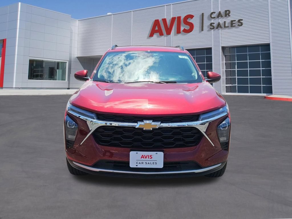Used 2025 Chevrolet Trax LT w/ LT Convenience Package FWD image 10