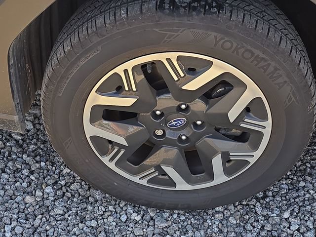 Certified 2025 Subaru Forester Premium image 10