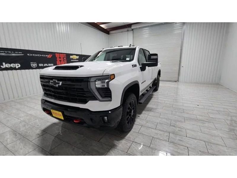 New 2025 Chevrolet Silverado 2500 LT w/ Trail Boss Package image 3