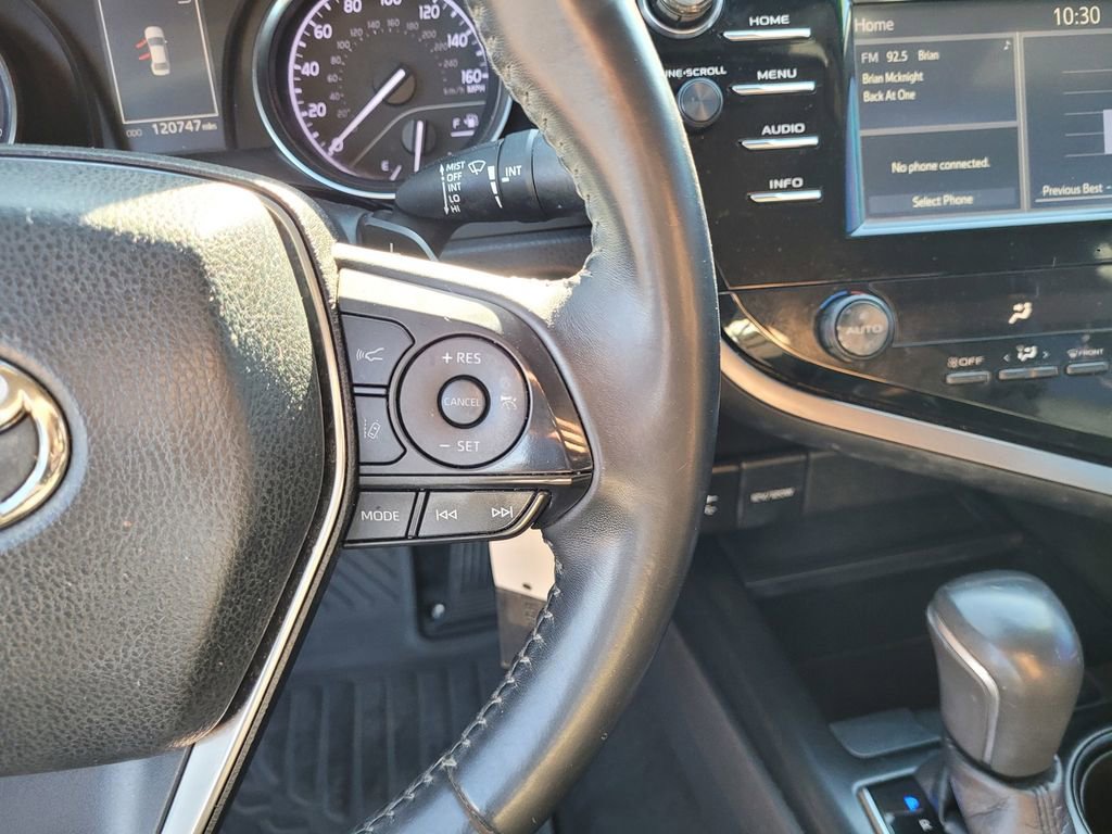 Used 2018 Toyota Camry SE image 23