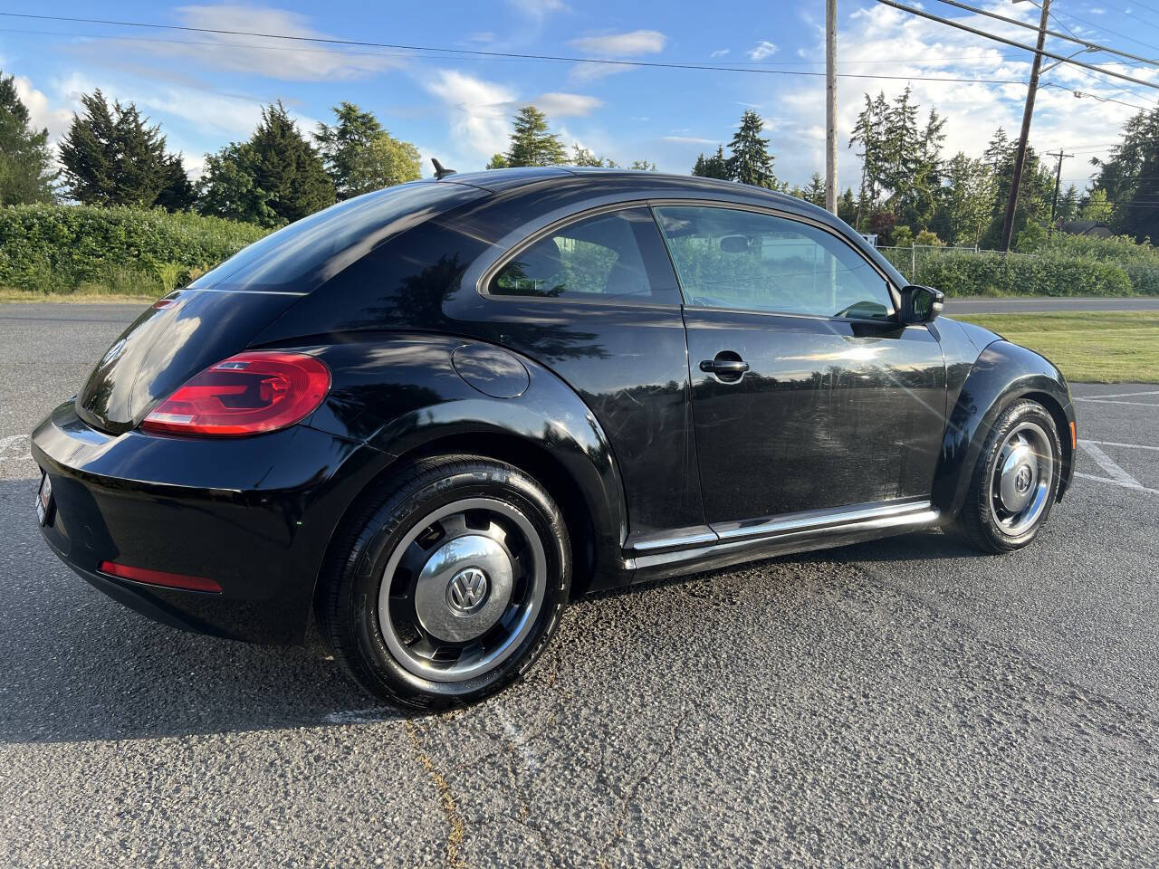 Used 2012 Volkswagen Beetle 2.5 FWD image 5