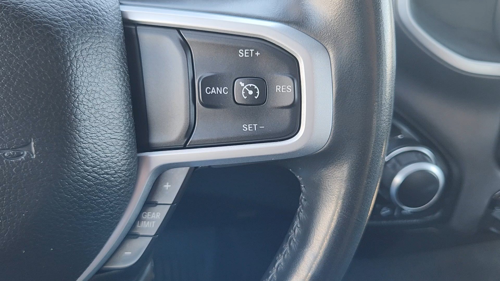 Used 2021 RAM 1500 Big Horn AWD/4WD image 13