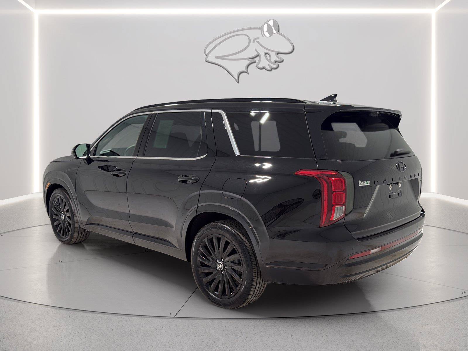 Used 2025 Hyundai Palisade Calligraphy AWD/4WD image 3