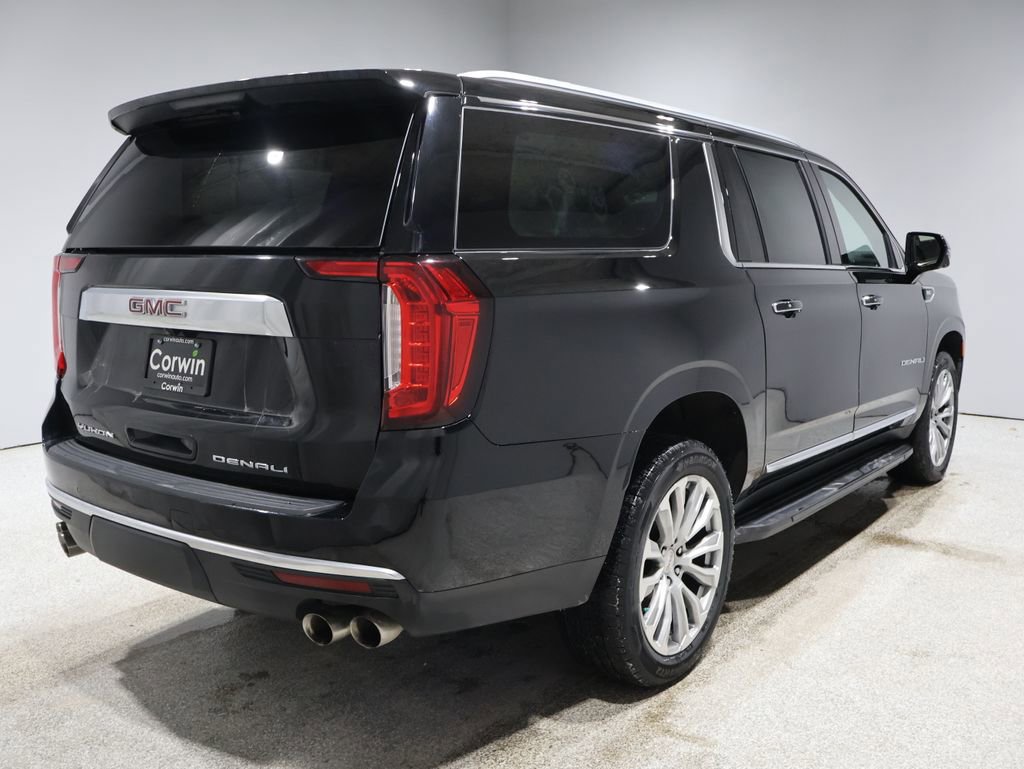 Used 2022 GMC Yukon XL Denali image 2