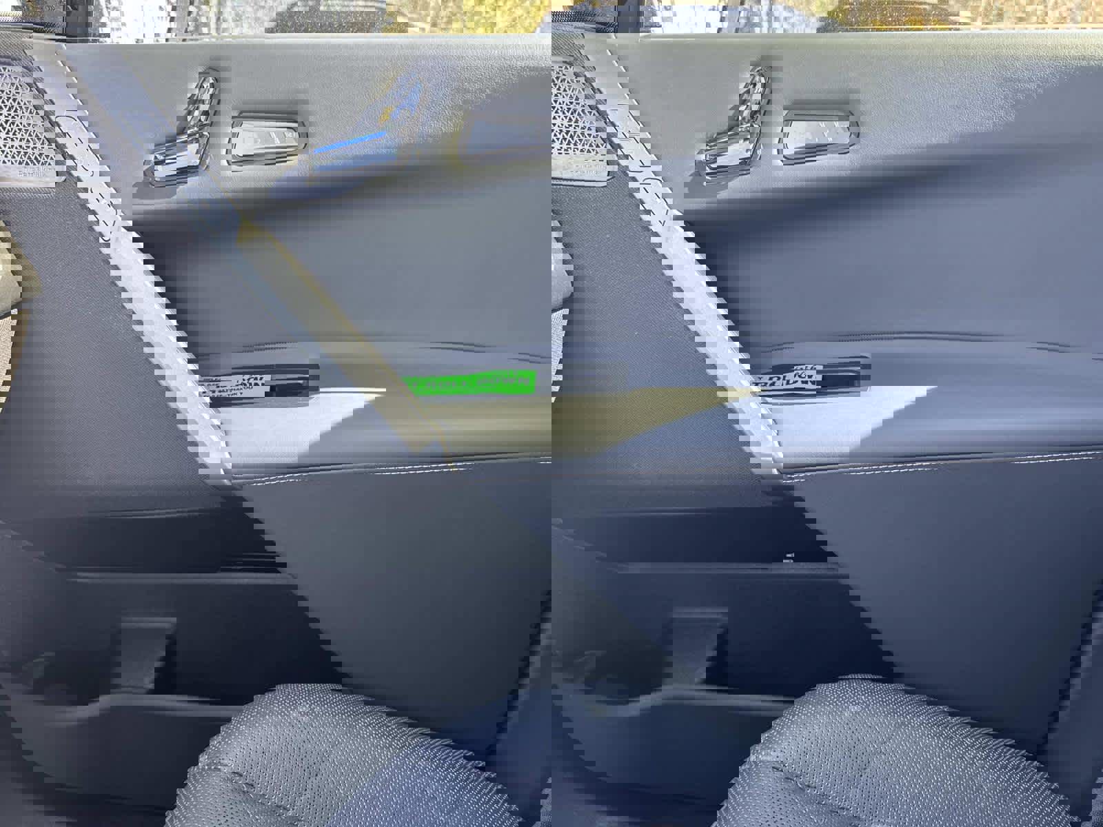 Used 2025 BMW iX M60 image 22