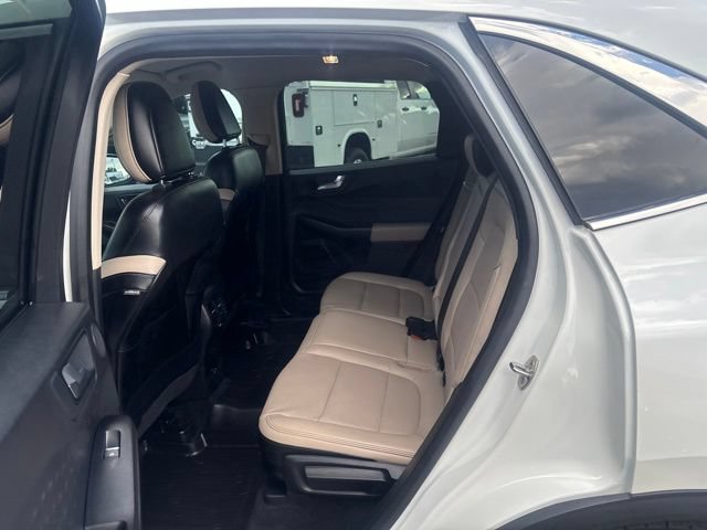 Used 2020 Ford Escape Titanium AWD/4WD image 32