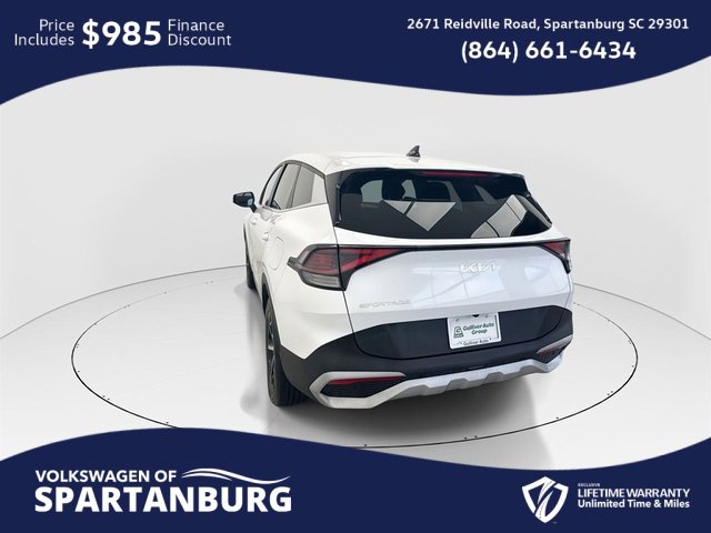 Used 2024 Kia Sportage EX image 4