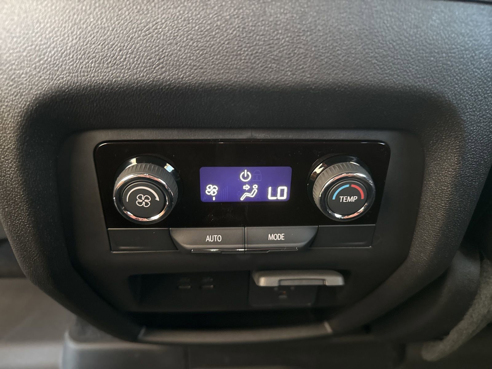 New 2026 Chevrolet Traverse LT w/ Driver Confidence Package image 18