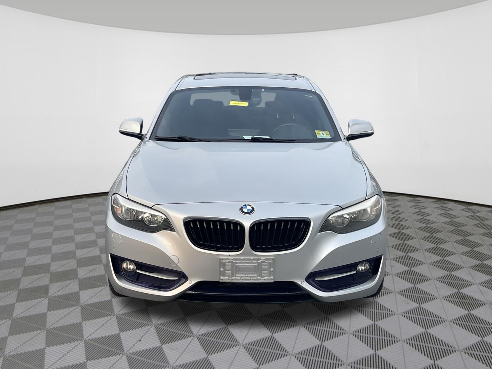 Used 2017 BMW 230i xDrive Coupe AWD/4WD image 3