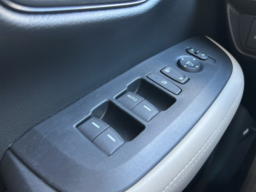 Used 2026 Honda HR-V LX image 19