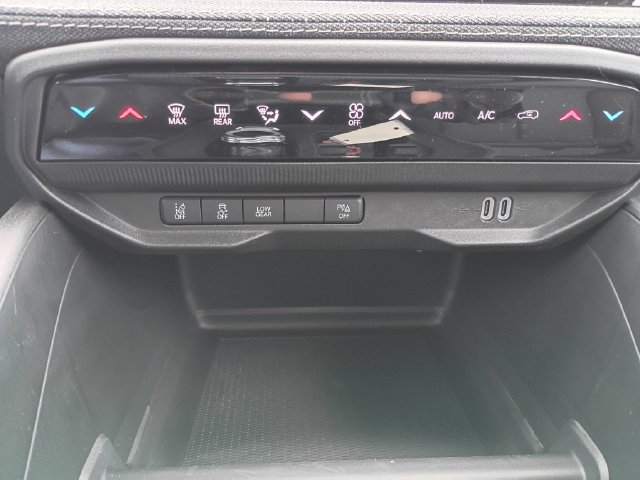New 2026 Jeep Cherokee Laredo AWD/4WD image 17