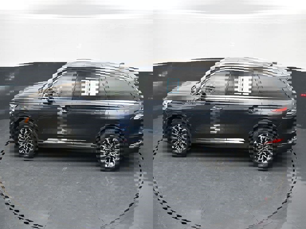 Used 2023 Lincoln Aviator Reserve w/ Equipment Group 201A AWD/4WD image 25