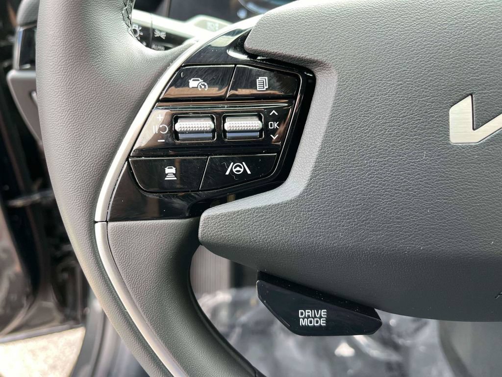 Certified 2025 Kia Niro EX FWD image 19