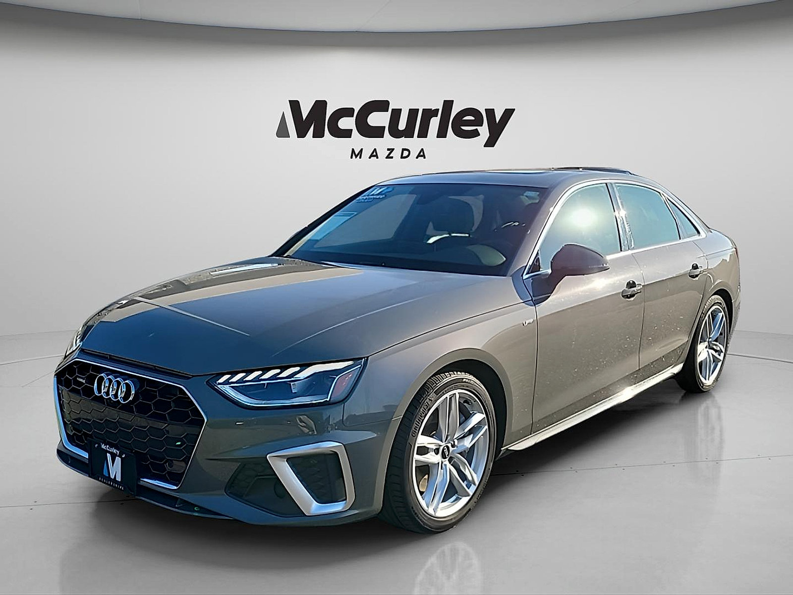 Used 2024 Audi A4 2.0T Premium Plus AWD/4WD image 3