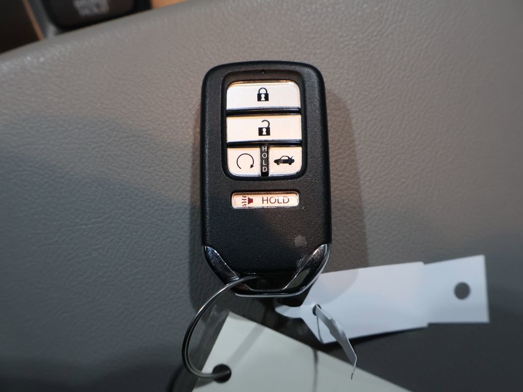 Used 2019 Honda Accord EX image 26