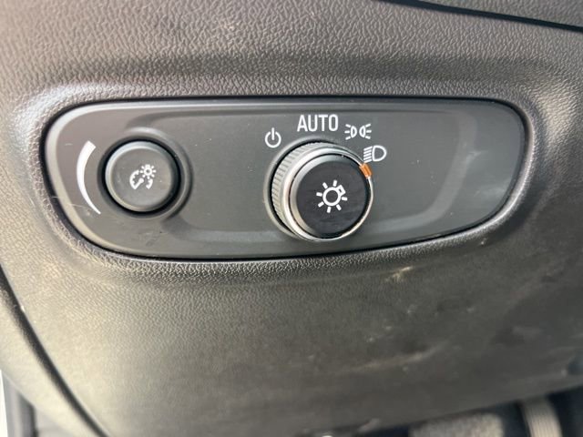 Used 2022 Chevrolet Equinox LT image 15