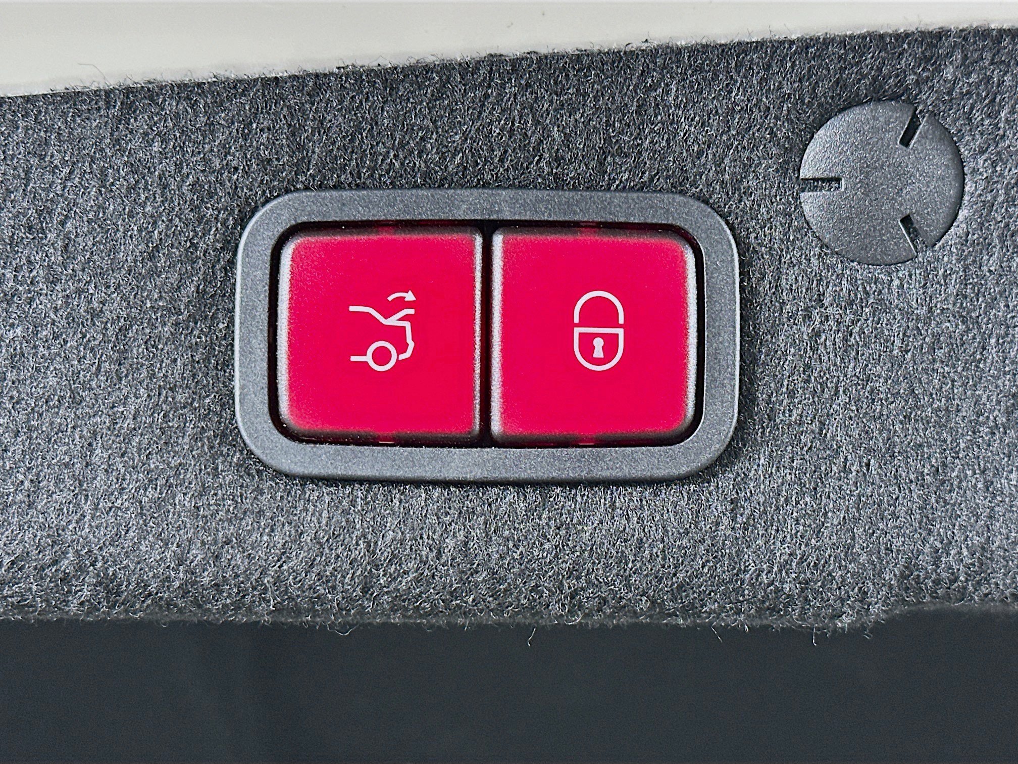 Used 2021 Mercedes-Benz C 300 Sedan image 30