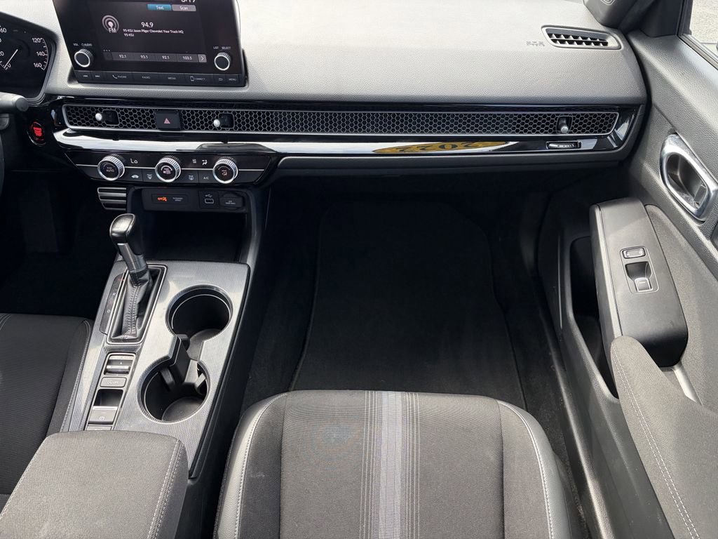 Used 2022 Honda Civic Sport image 17