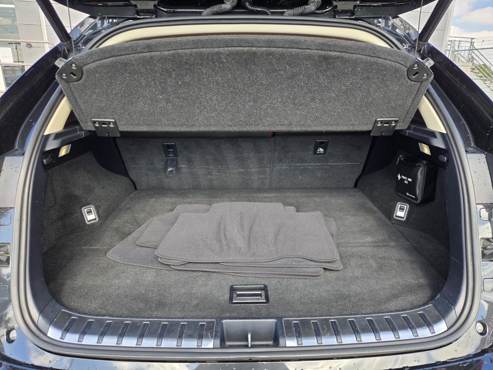 Used 2019 Lexus NX 300h AWD image 28