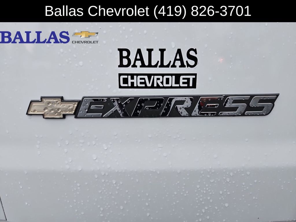Used 2024 Chevrolet Express 2500 w/ Driver Convenience Package image 29