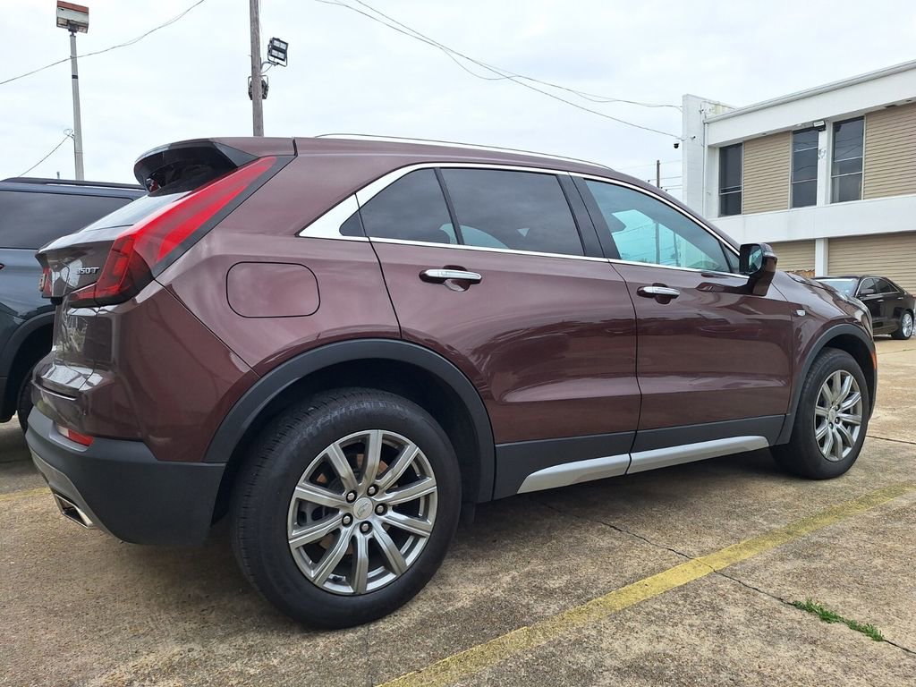 Used 2023 Cadillac XT4 Premium Luxury w/ Cold Weather Package image 2