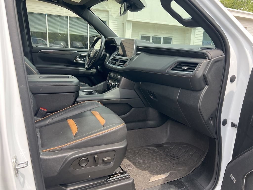 Used 2023 GMC Yukon XL AT4 w/ AT4 Premium Package AWD/4WD image 60