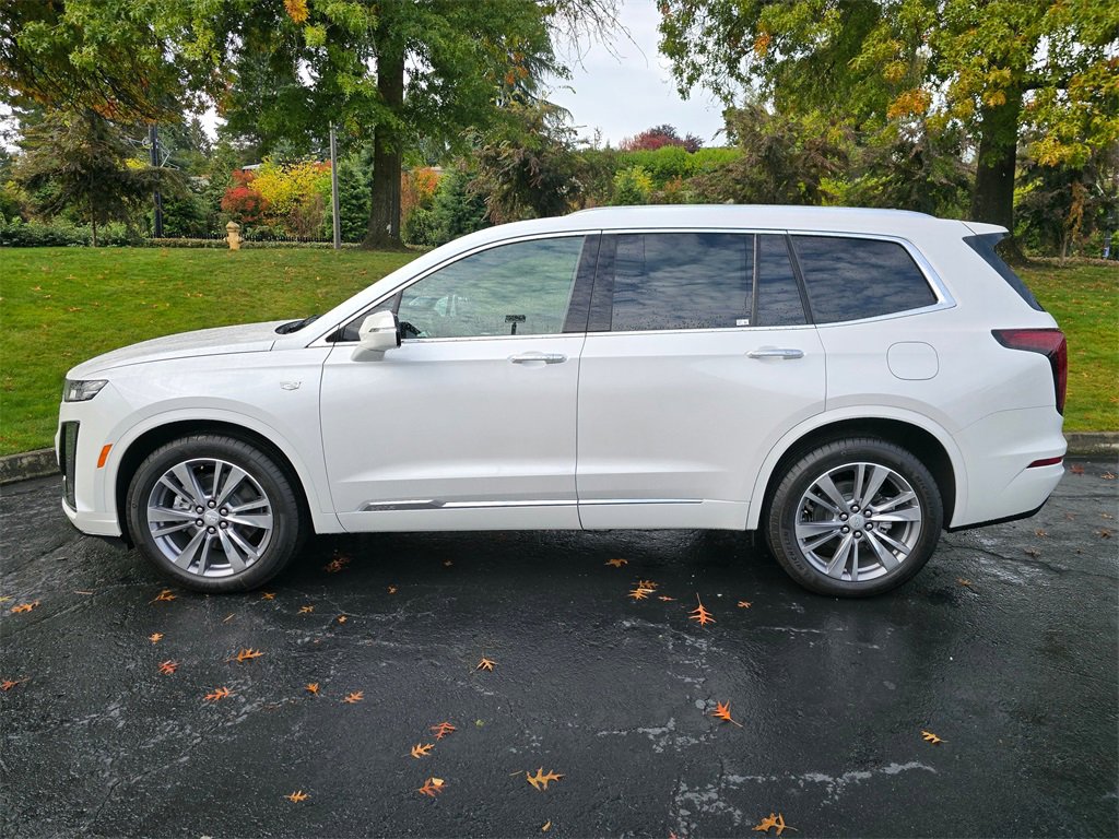 New 2025 Cadillac XT6 Premium Luxury image 2