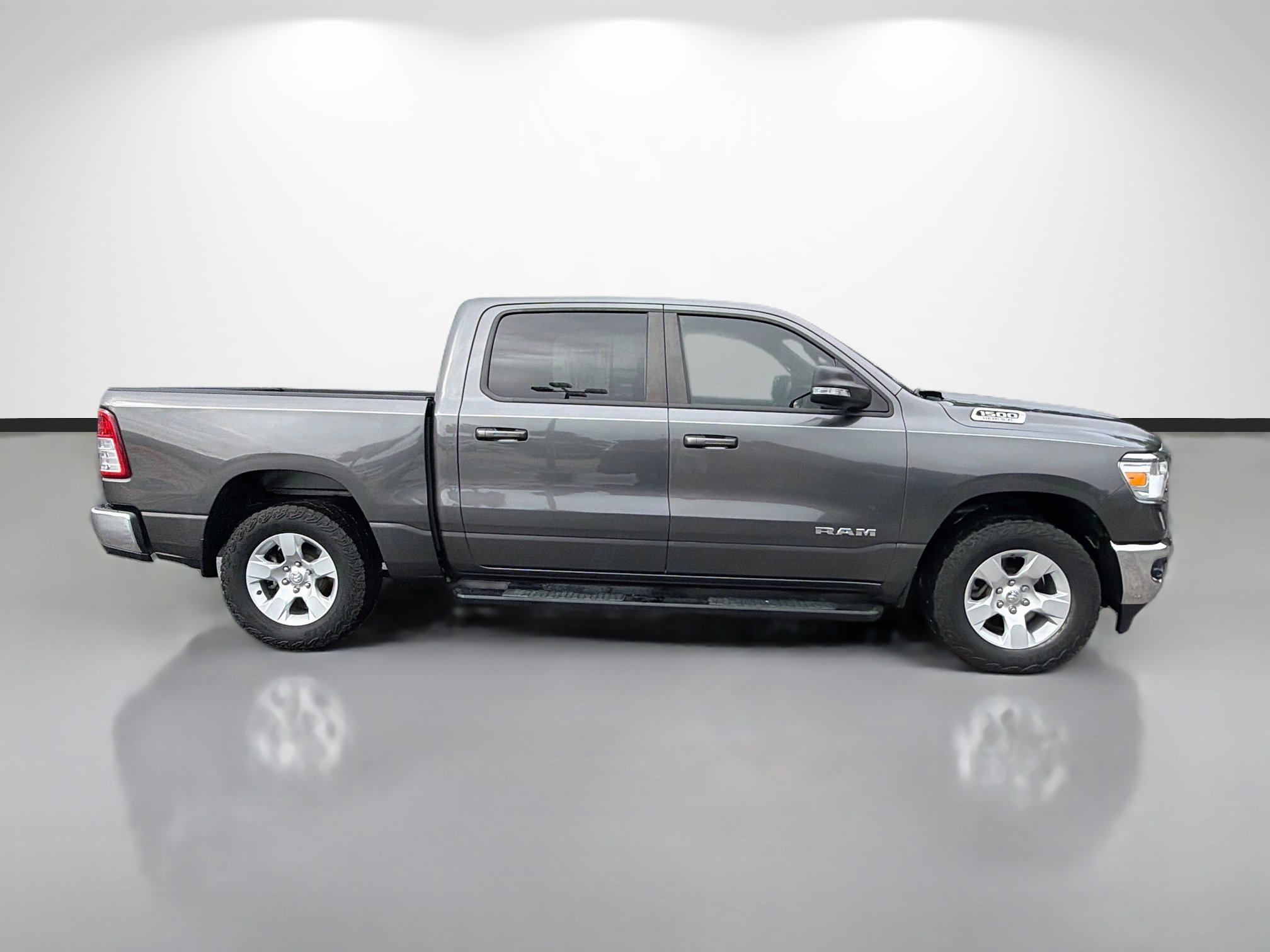 Used 2022 RAM 1500 Big Horn RWD image 2