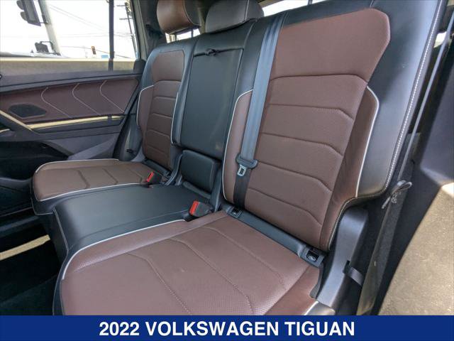 Certified 2022 Volkswagen Tiguan SEL R-Line AWD/4WD image 21