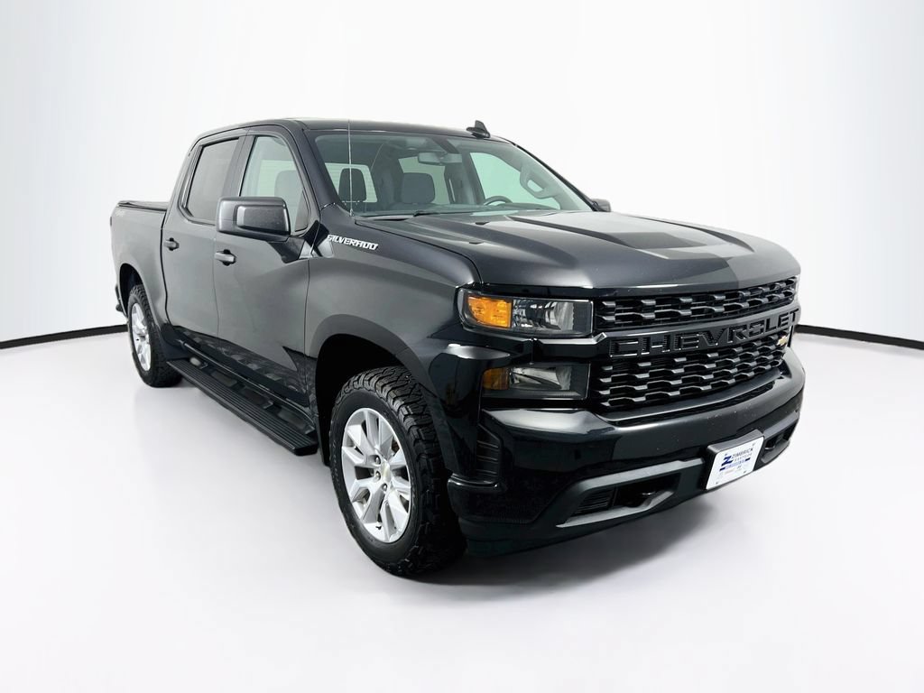 Certified 2020 Chevrolet Silverado 1500 Custom w/ Custom Value Package AWD/4WD image 1