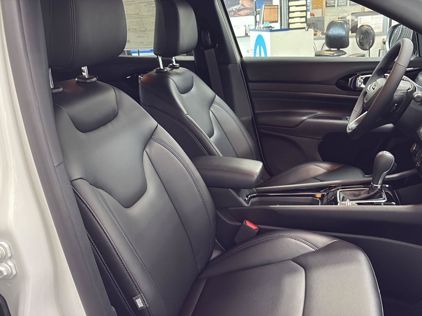 New 2026 Jeep Compass Limited AWD/4WD image 23