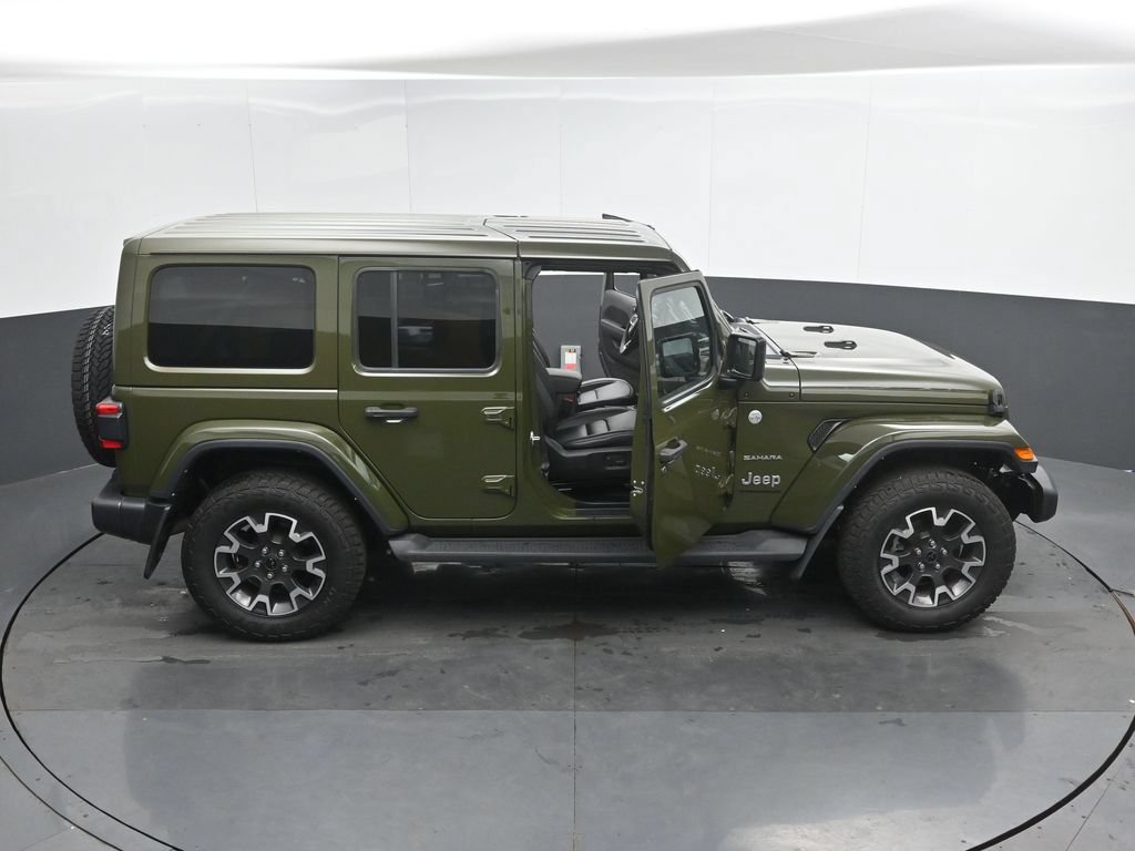Used 2024 Jeep Wrangler Unlimited Sahara w/ Dual Top Group AWD/4WD image 48