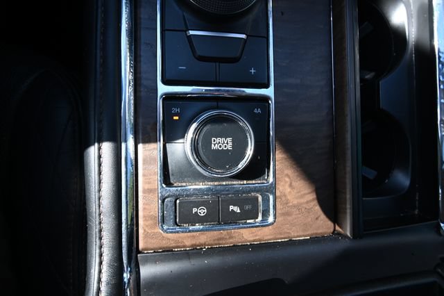 Used 2020 Ford Expedition Max Platinum AWD/4WD image 17