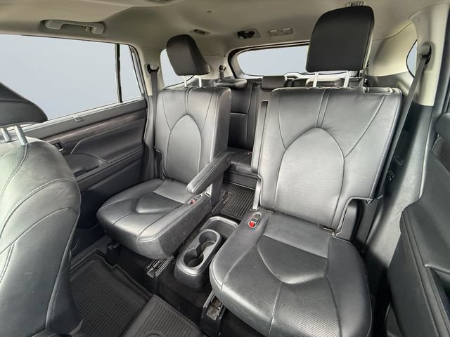 Used 2020 Toyota Highlander Limited AWD/4WD image 13
