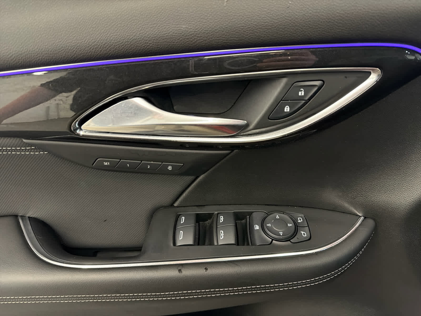 Certified 2025 Buick Envision Preferred image 19